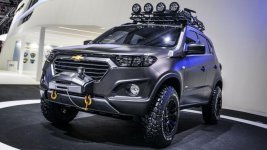 Chevrolet Niva 2015 на ММАС 2014 01.jpg