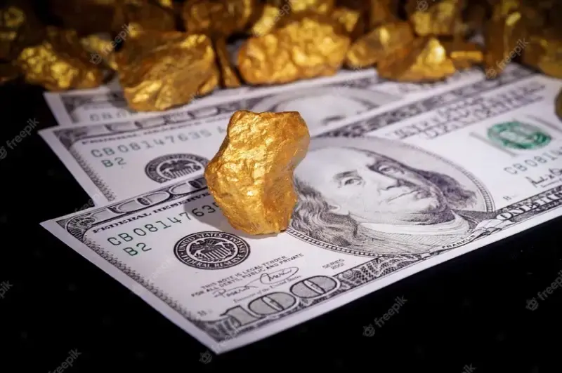Золото будет валютой. Статуэтка доллара из золота на столе. Золотые суперзингсы золотые убежища. Золото для Китая которое вернуло США. Gold shall destroy the Fed.